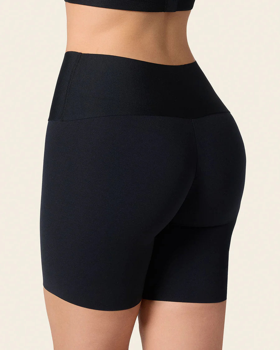 Aira Shorts Black
